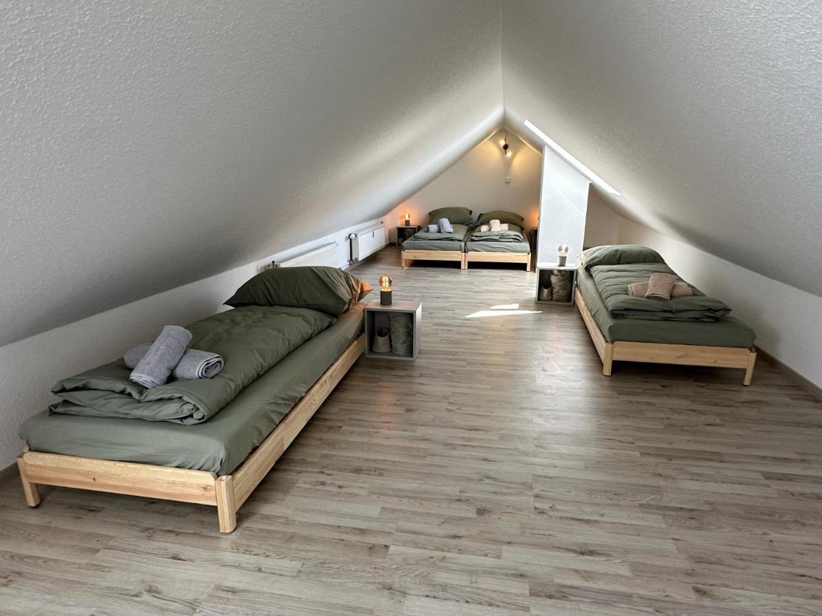 Gemuetliche Neurenovierte Dachgeschosswohnung Erfurt Ngoại thất bức ảnh