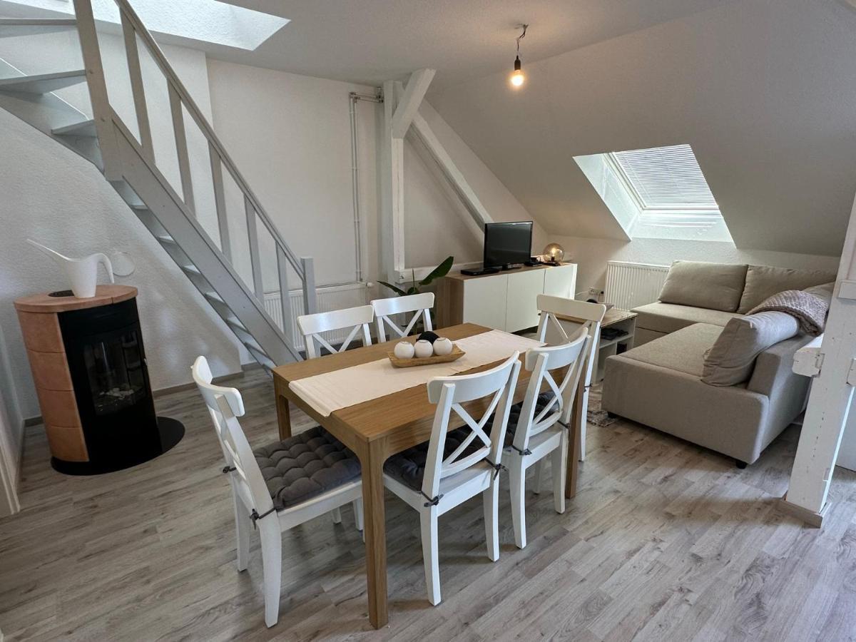 Gemuetliche Neurenovierte Dachgeschosswohnung Erfurt Ngoại thất bức ảnh